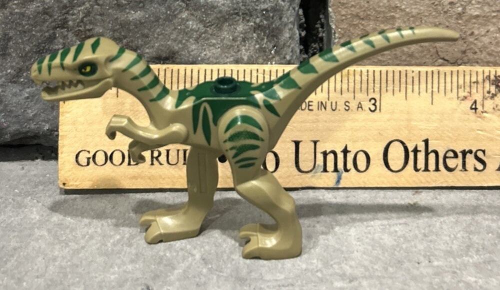 LEGO Dinosaur Coelophysis / Gallimimus Dark Green Stripes & Yellow Eyes